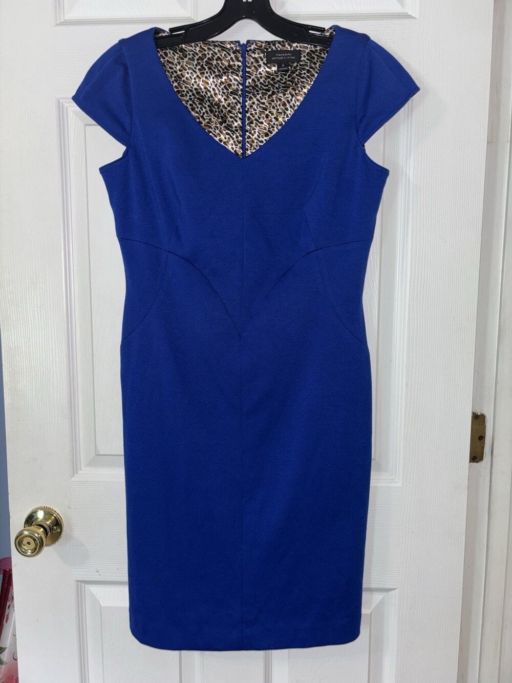 Tahari Sz 6 Royal Blue Pencil Sheath Fitted Dress Unlined w/ back Slit